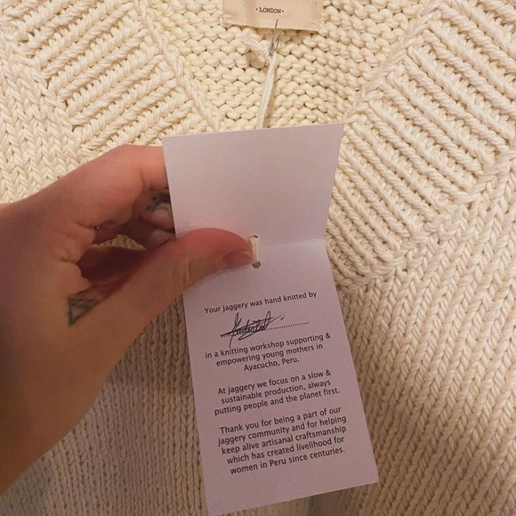 Jaggery London Handknit Lunes Vest - off white 100% cotton- similar to Babaa - Picture 4 of 6